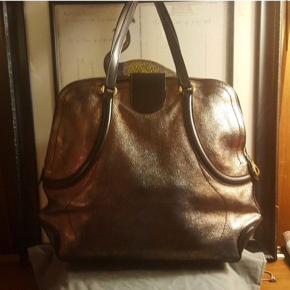 Alexander McQueen - Picture 3 of 4